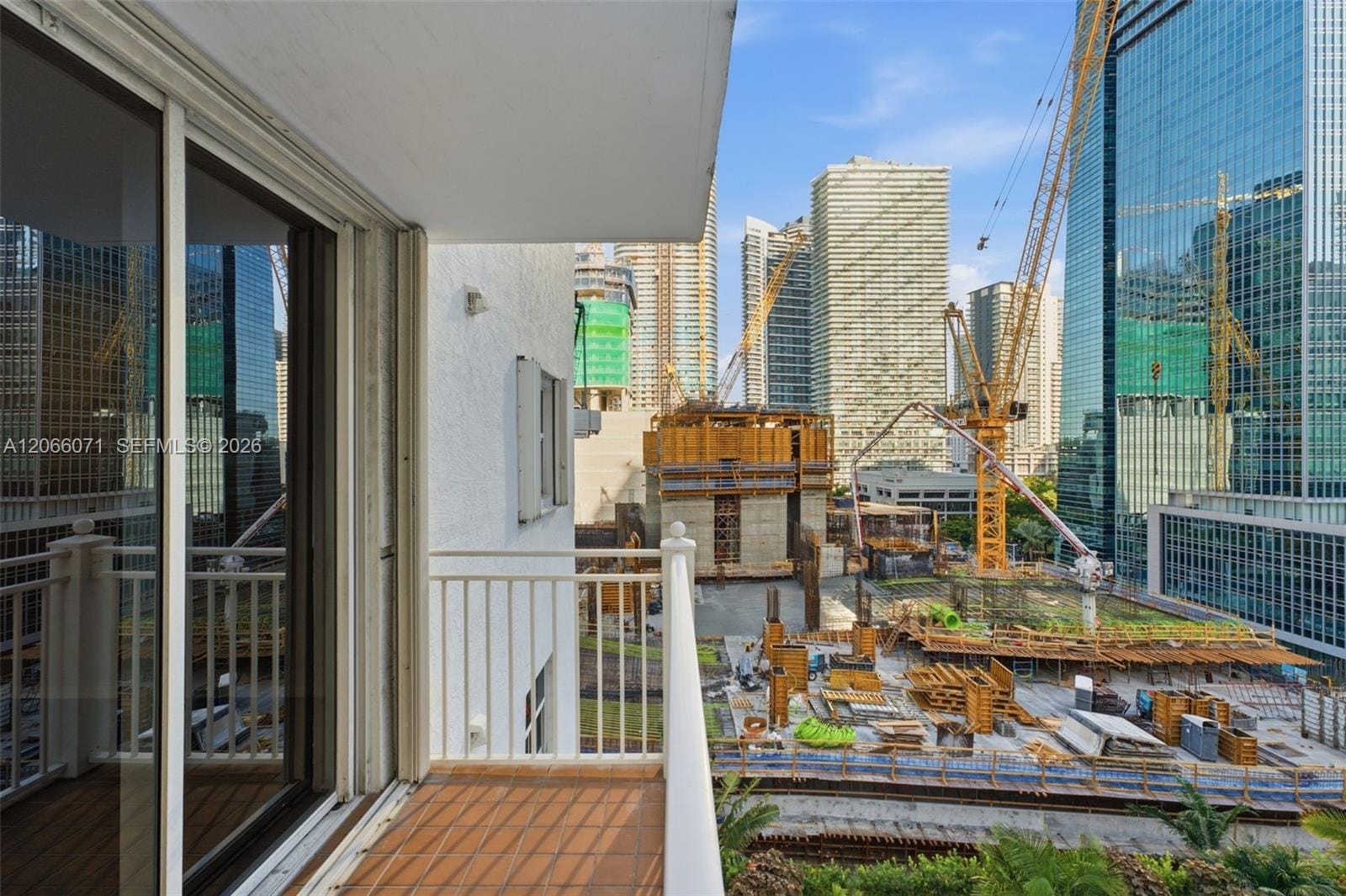 185 SE 14th Terrace 1010, Miami, FL 33131 photo 24