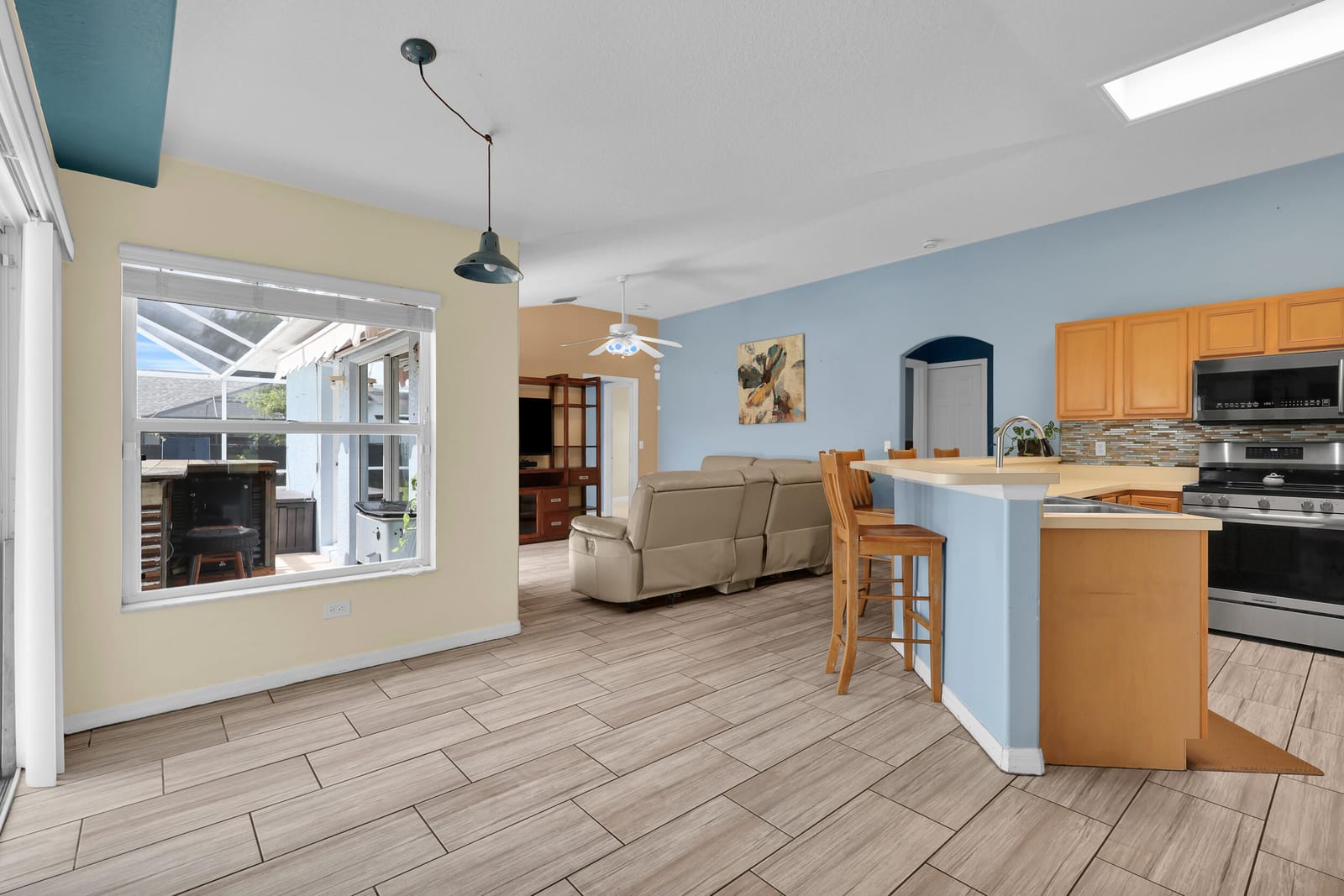398 SE Bayview Terrace, Port St. Lucie, FL 34983 photo 9