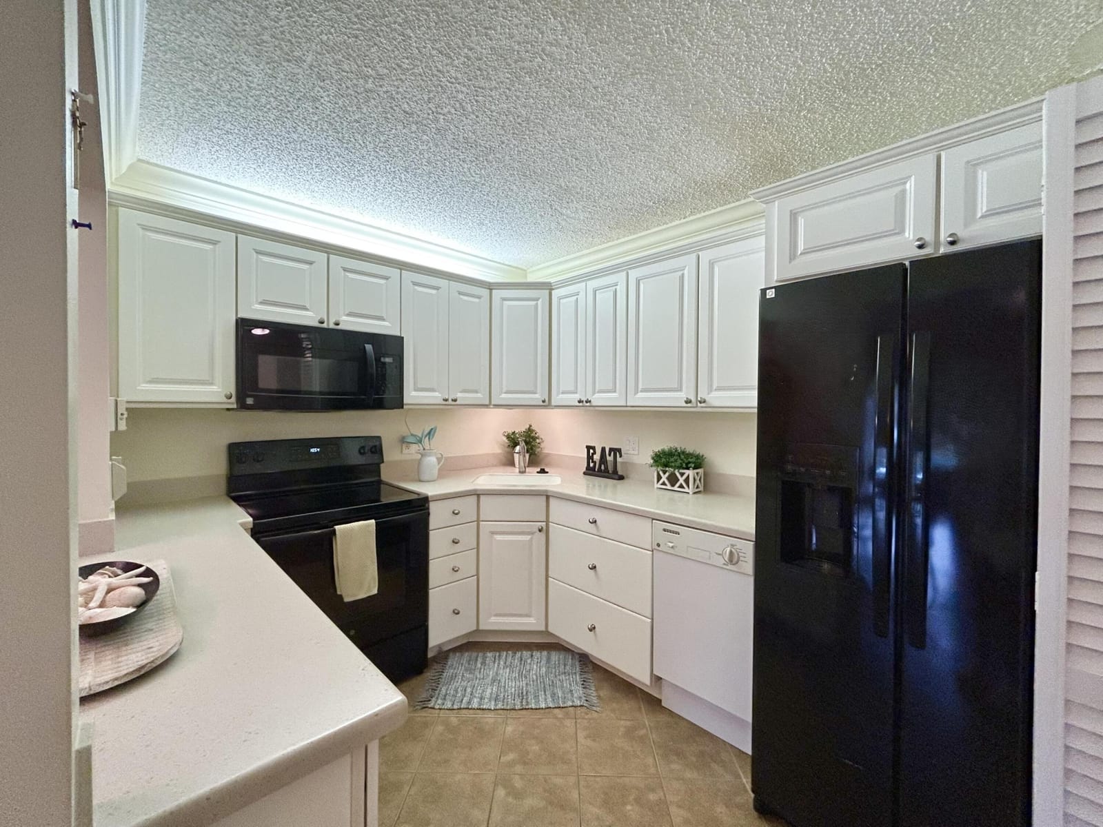 131 LAKE PINE Circle D-1, Greenacres, FL 33463 photo 2