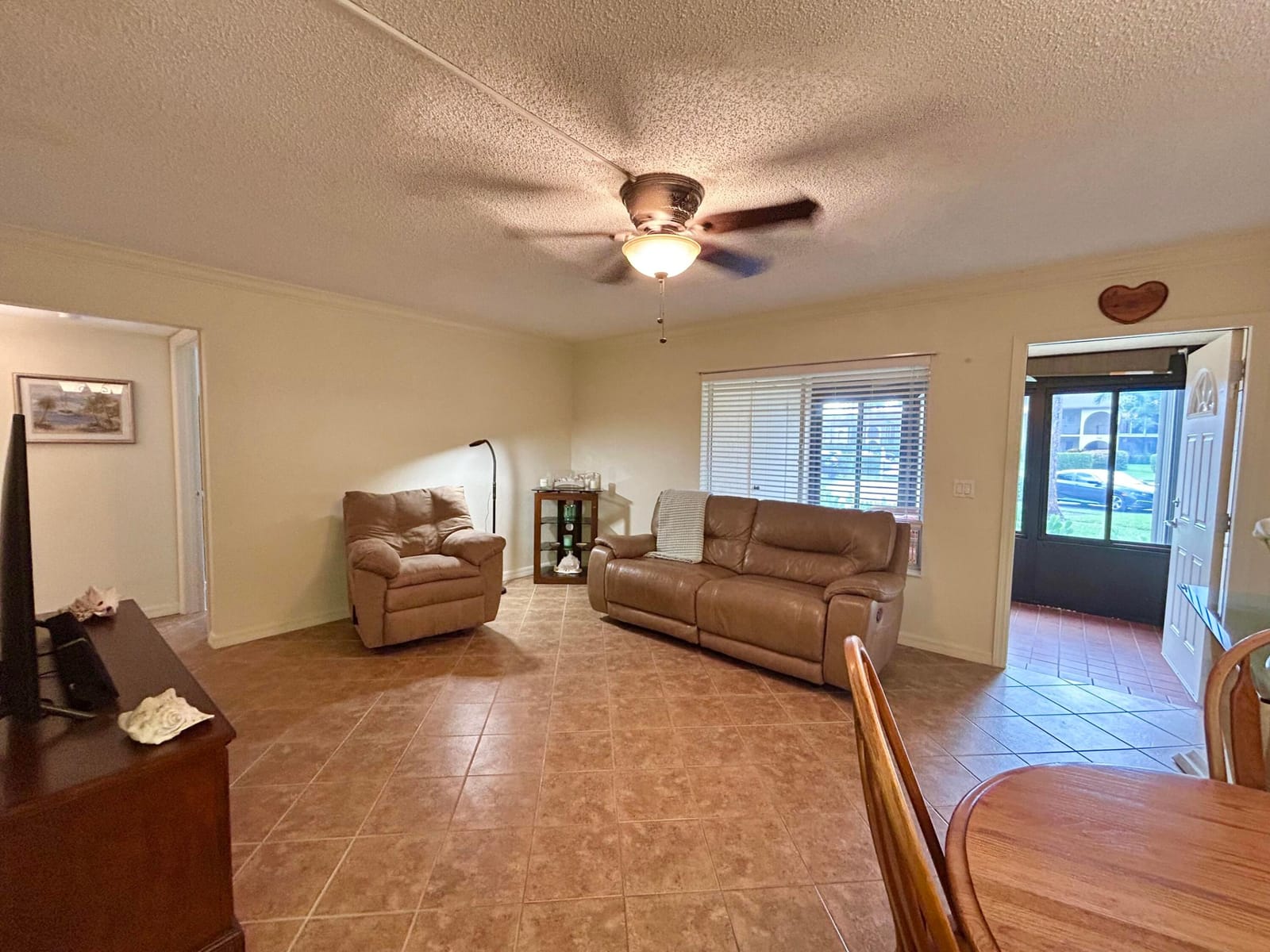 131 LAKE PINE Circle D-1, Greenacres, FL 33463 photo 8