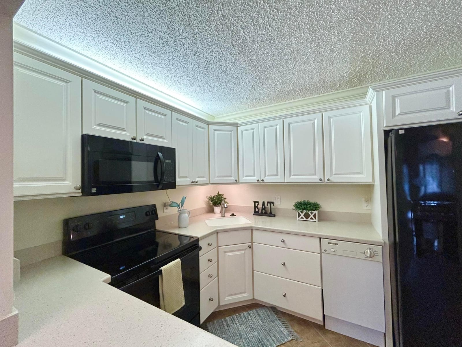 131 LAKE PINE Circle D-1, Greenacres, FL 33463 photo 9