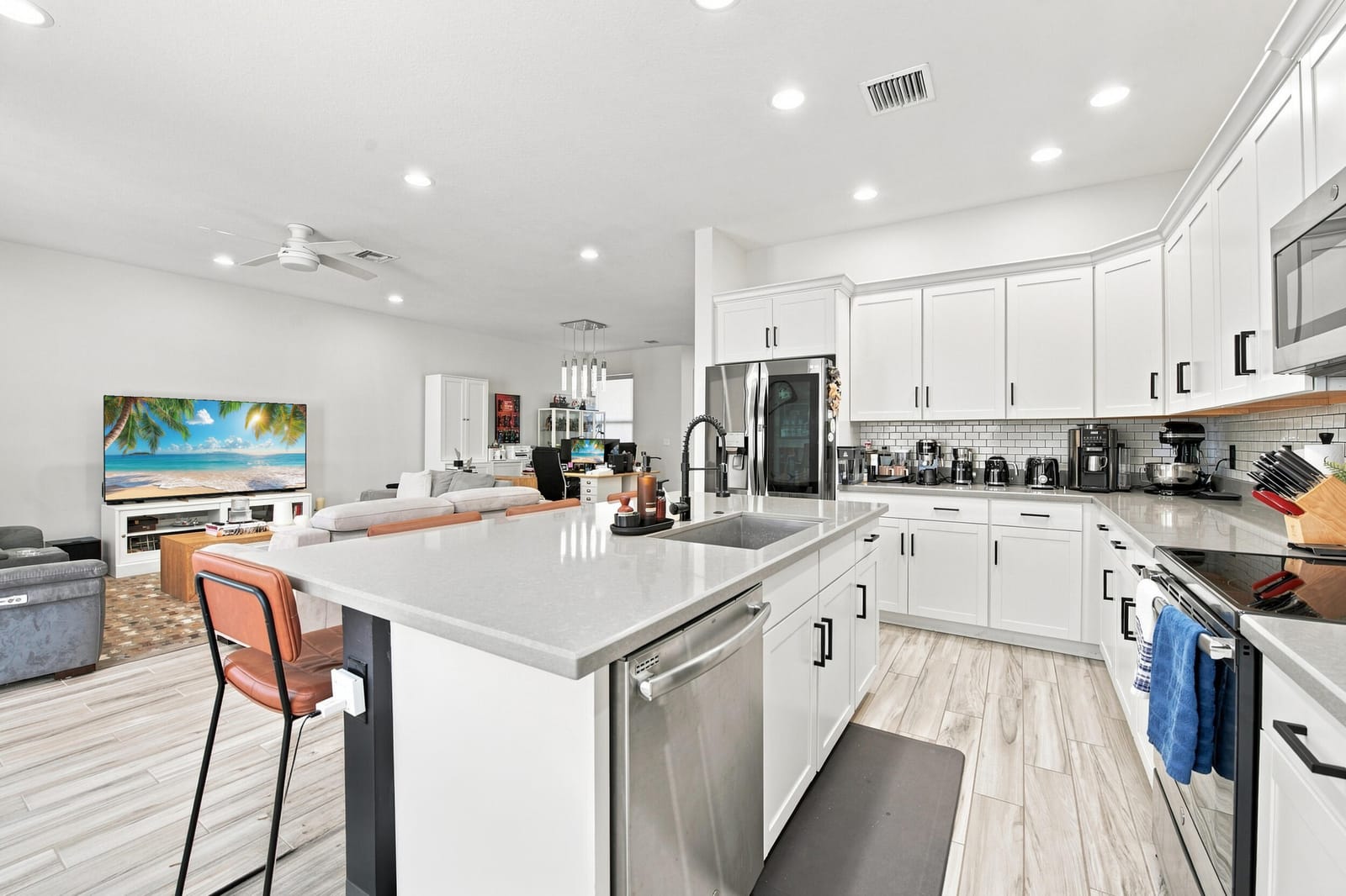 20916 NW 1ST Drive — photo 12