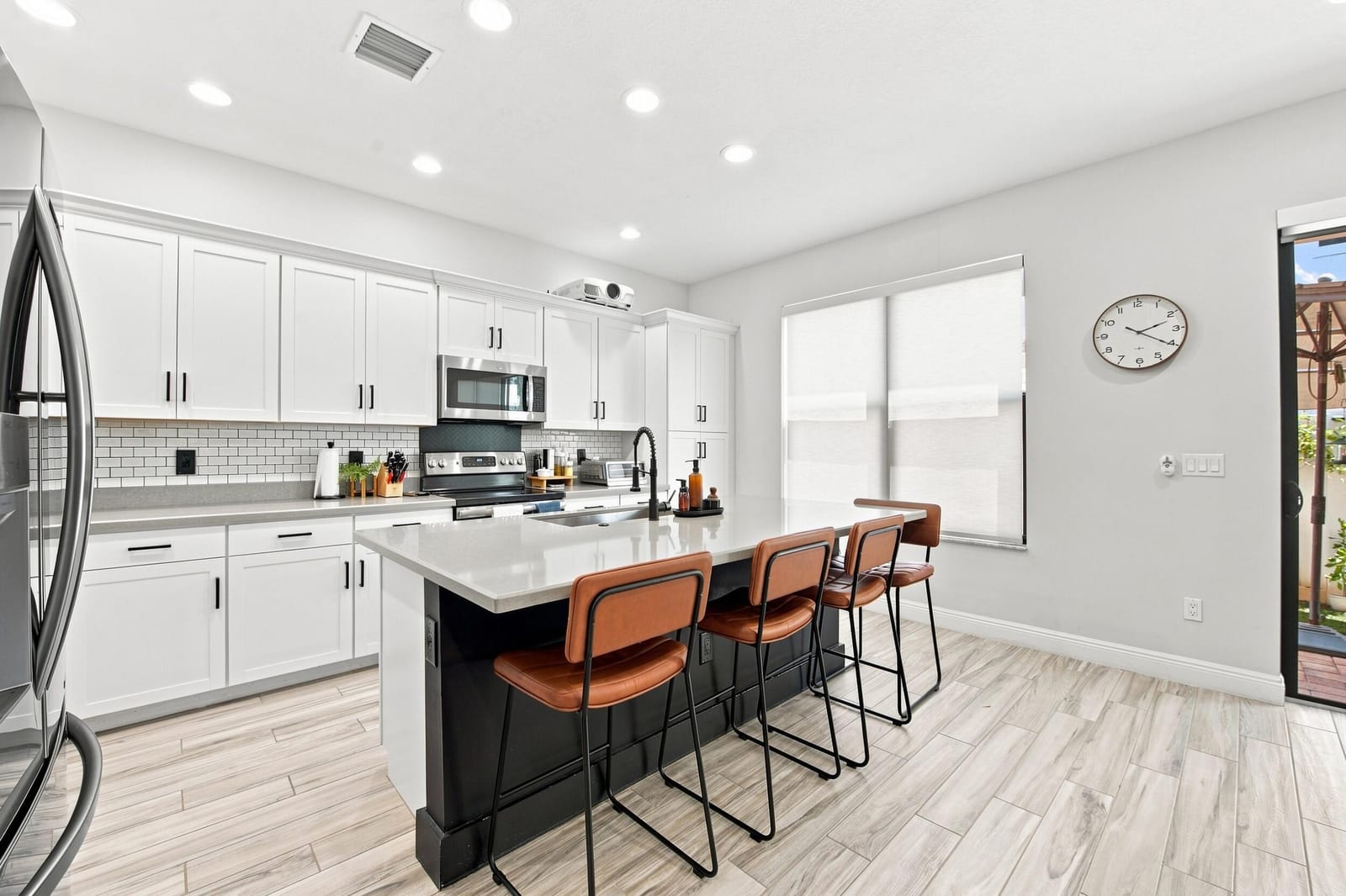 20916 NW 1ST Drive, Pembroke Pines, FL 33029 photo 13