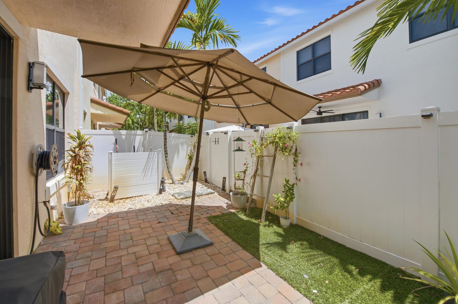 20916 NW 1ST Drive, Pembroke Pines, FL 33029 photo 28