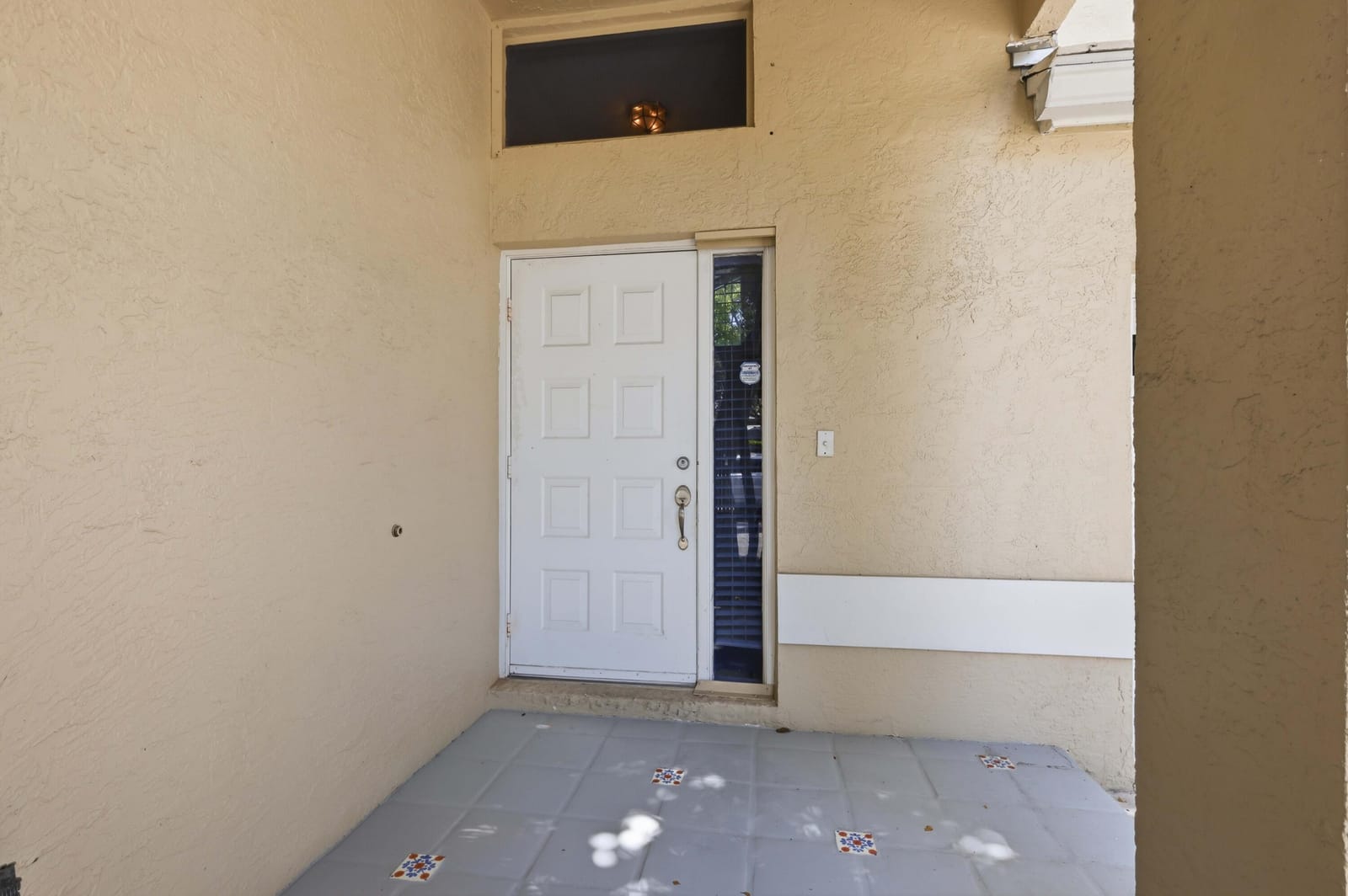 9516 NW 8TH Circle — photo 2