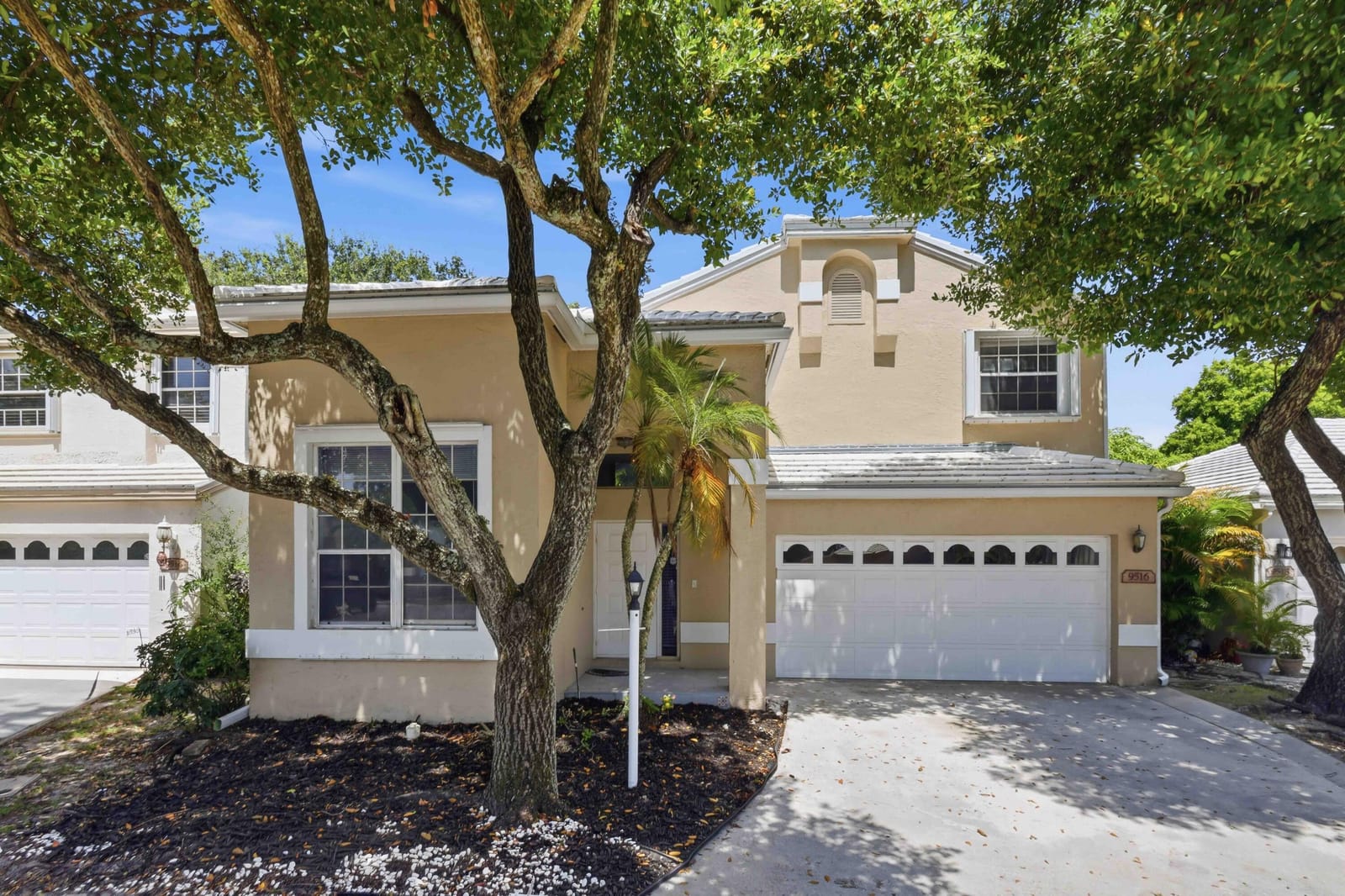9516 NW 8TH Circle, Plantation, FL 33324