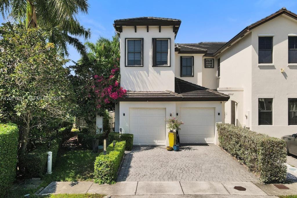 22405 SW 102nd Avenue, Miami, FL 33190
