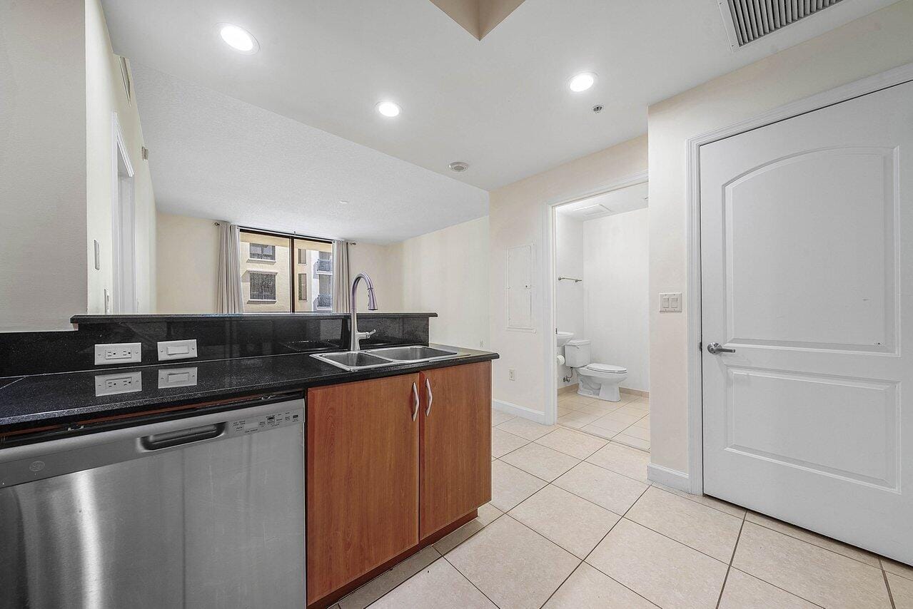 801 S Olive Avenue 715, West Palm Beach, FL 33401 photo 16