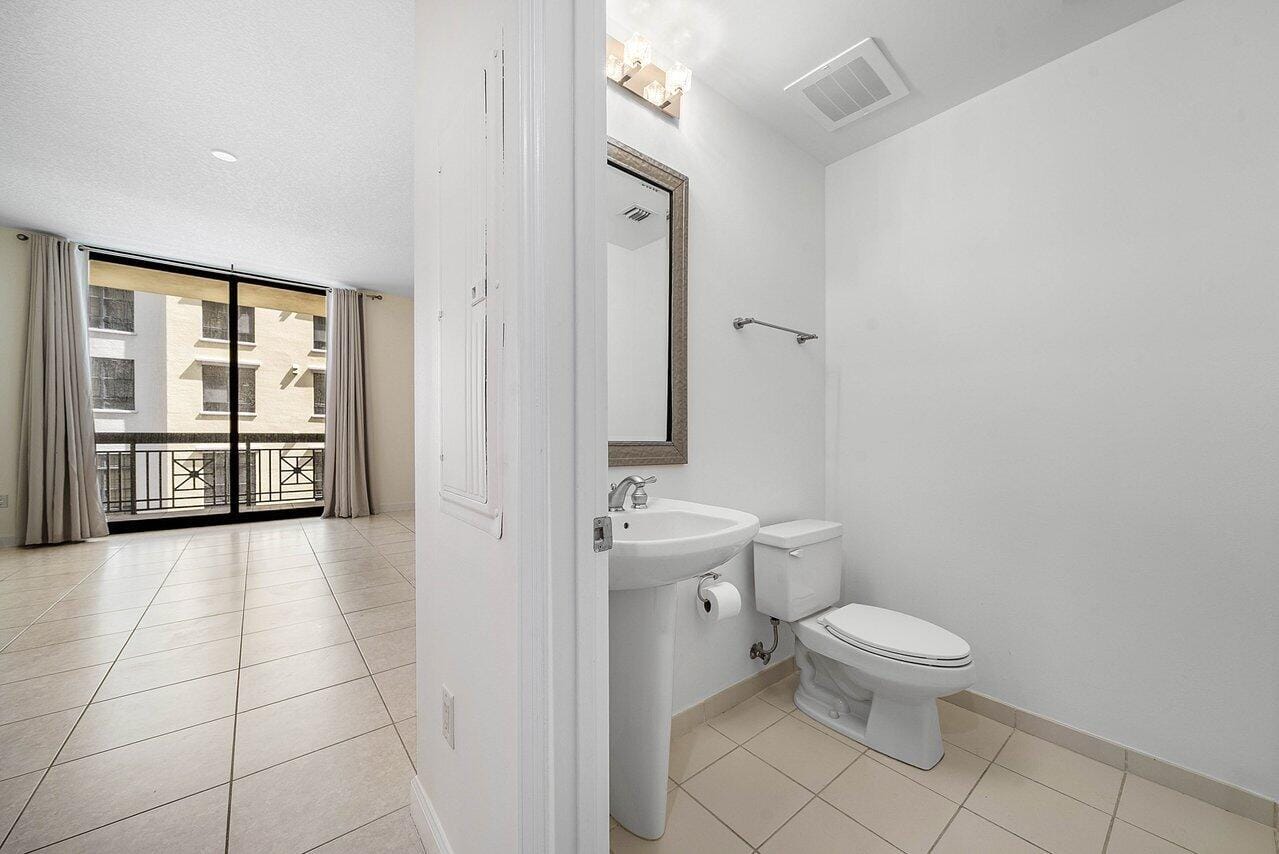 801 S Olive Avenue 715, West Palm Beach, FL 33401 photo 7