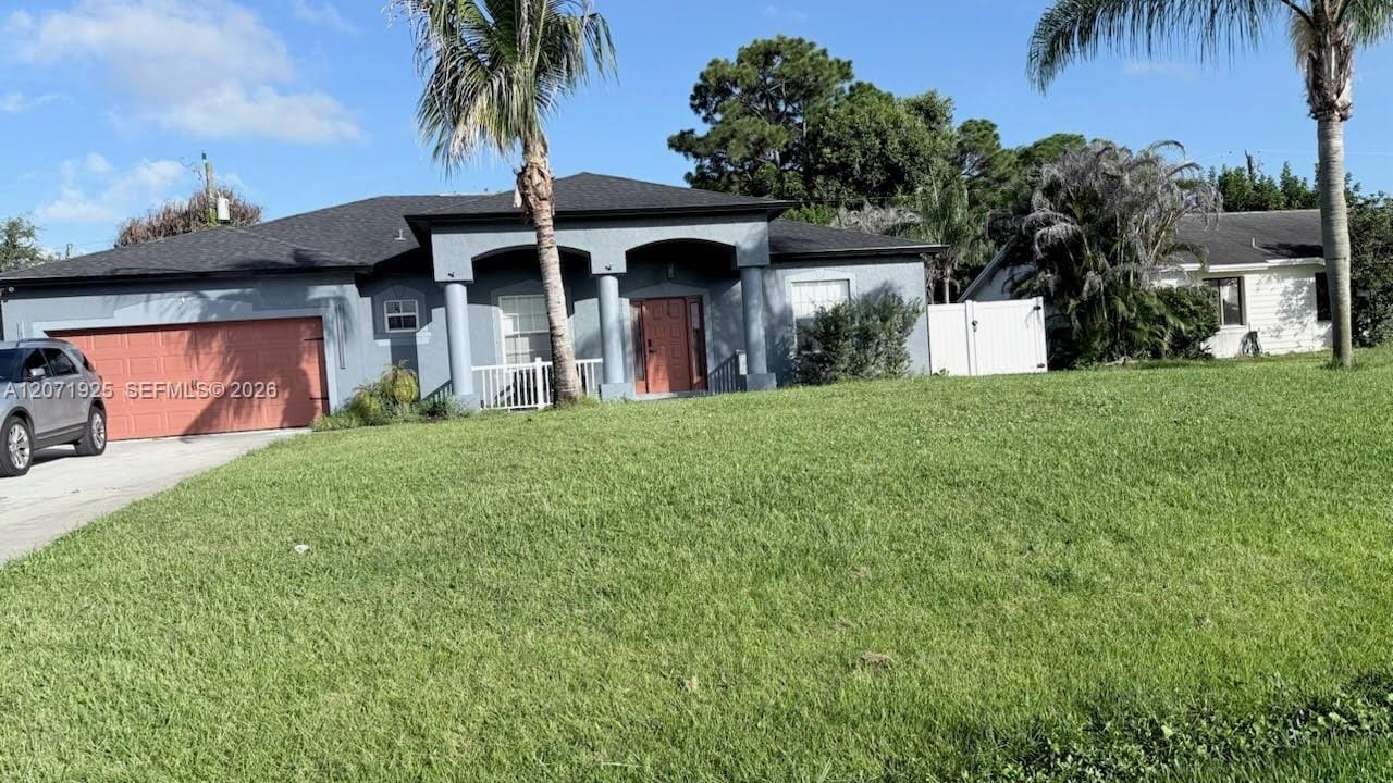 1654 SE Holiday Road, Port St. Lucie, FL 34952