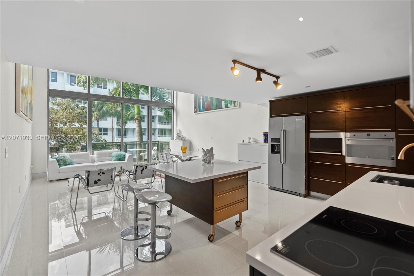 6000 Collins Avenue 336 — photo 11