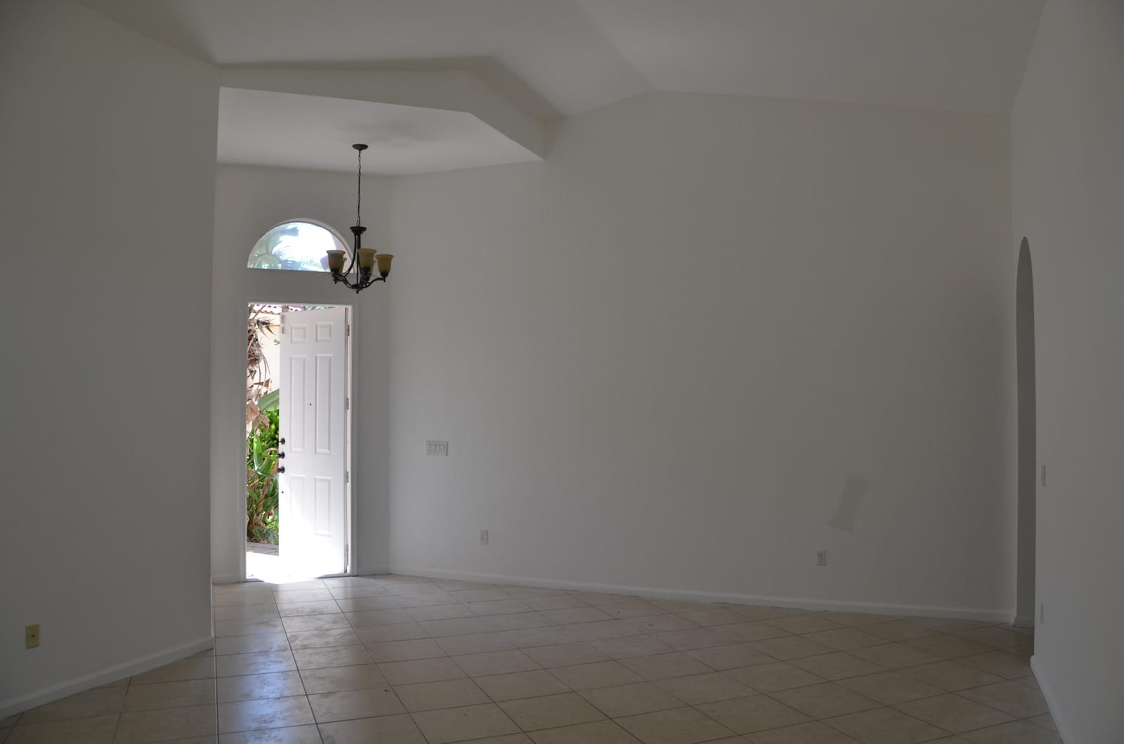 4106 NE 22ND Court — photo 7