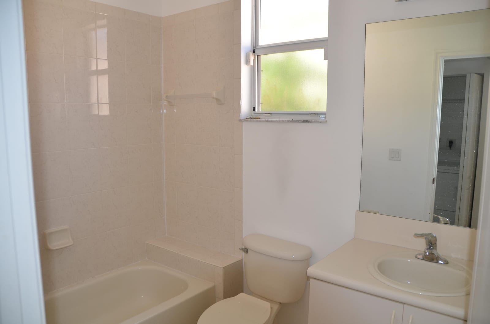 4106 NE 22ND Court — photo 9