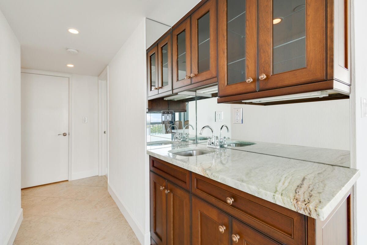 123 LAKESHORE Drive PH45 — photo 12