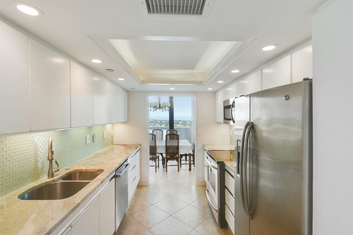 123 LAKESHORE Drive PH45 — photo 5