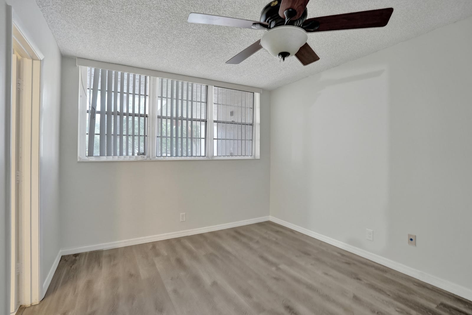 1920 SABAL PALM Drive 203, Davie, FL 33324 photo 15