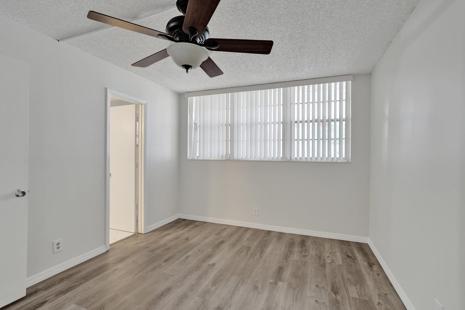 1920 SABAL PALM Drive 203, Davie, FL 33324 photo 16
