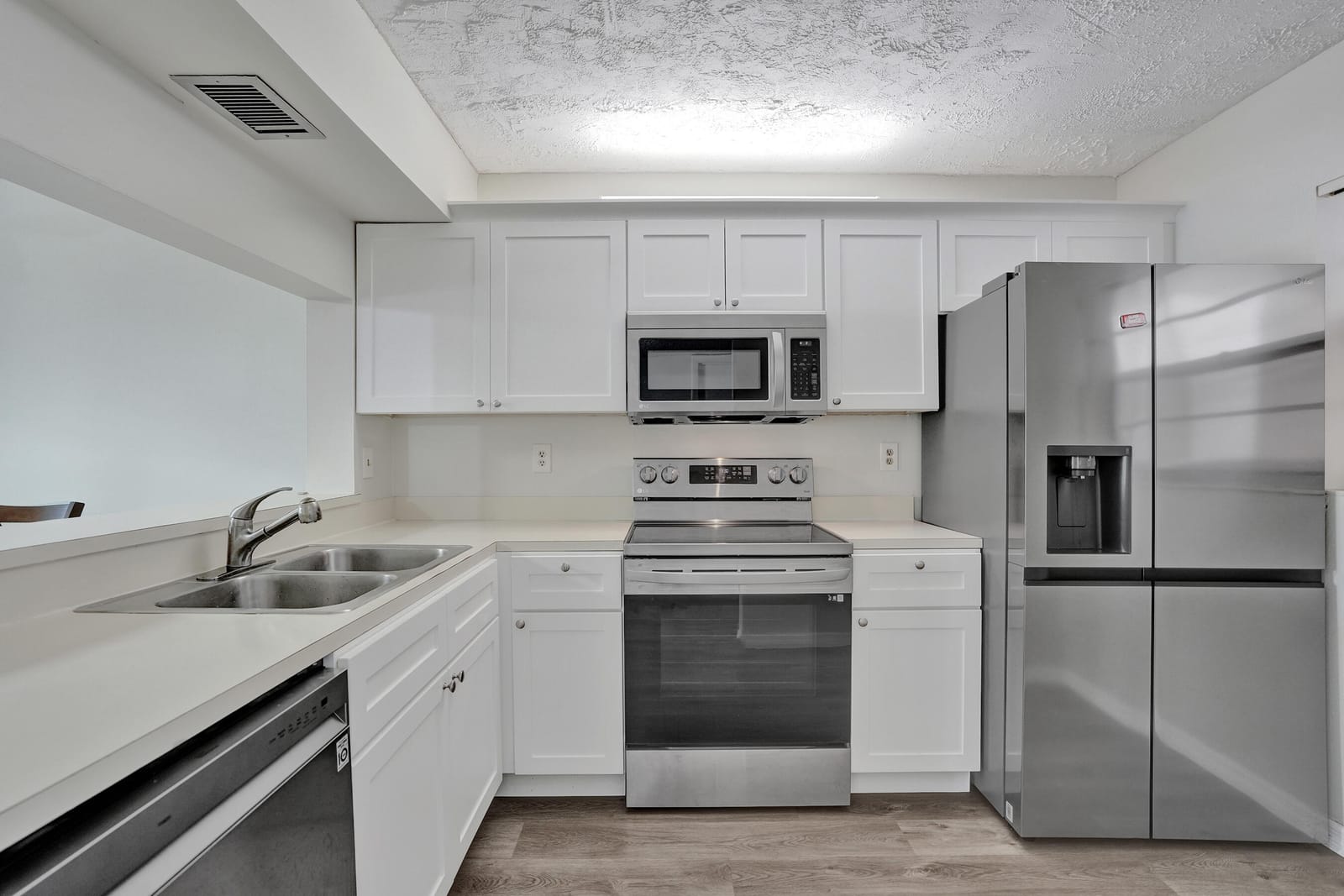 1920 SABAL PALM Drive 203, Davie, FL 33324 photo 8