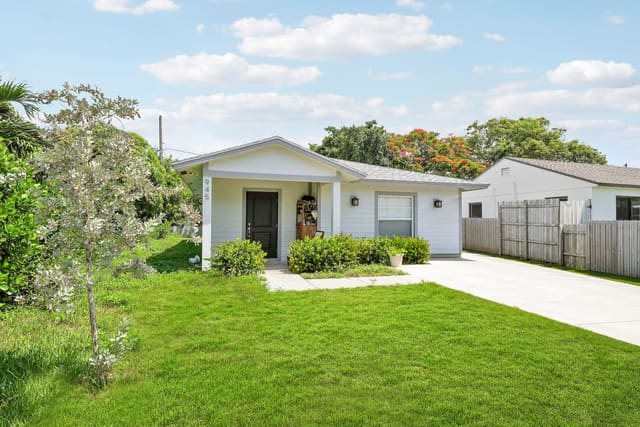 945 32ND Street, sold in Northwood Add, West Palm Beach, FL