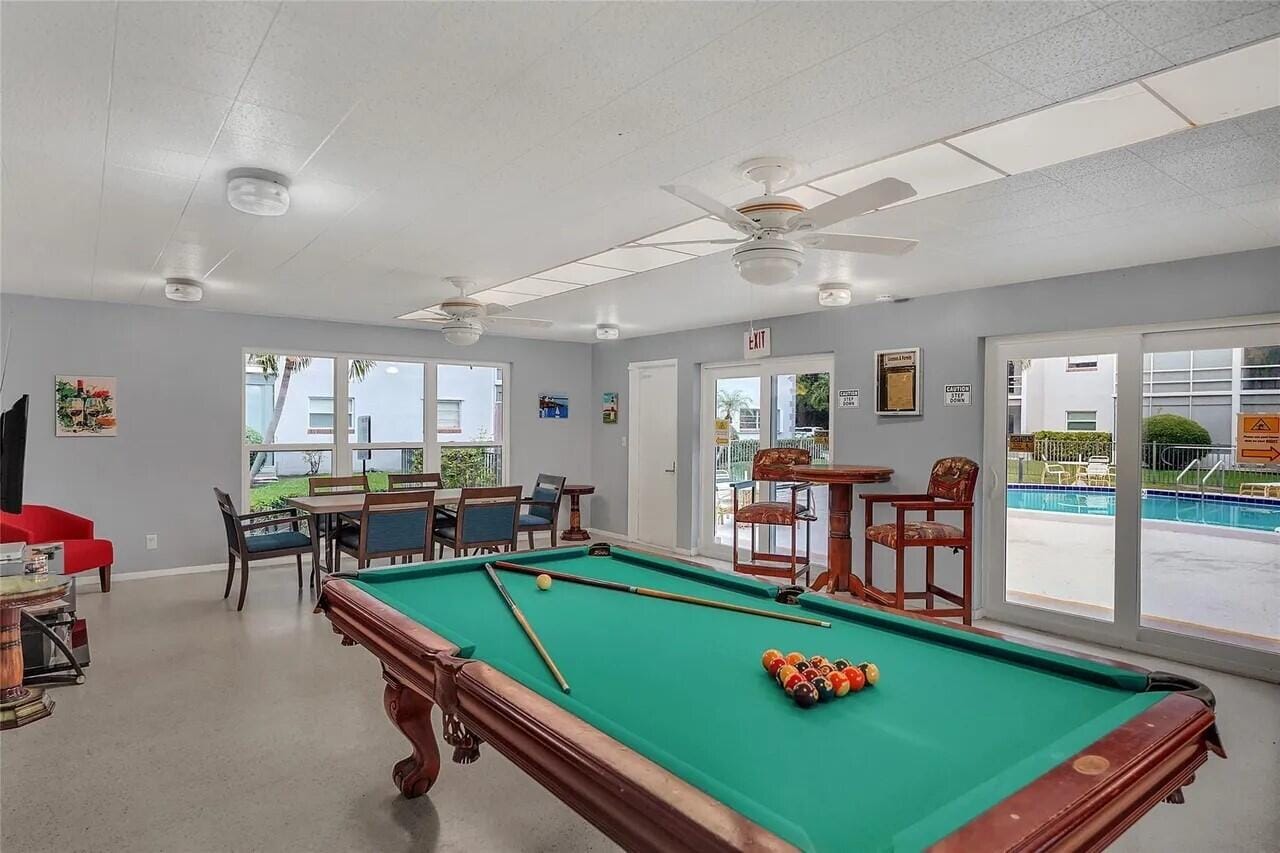 700 LAYNE Boulevard 318B, Hallandale Beach, FL 33009 photo 9