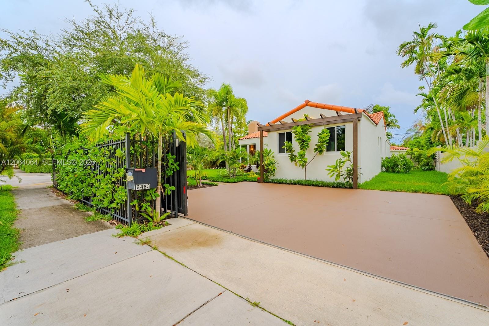 2483 SW 24th Street, Miami, FL 33145 photo 2