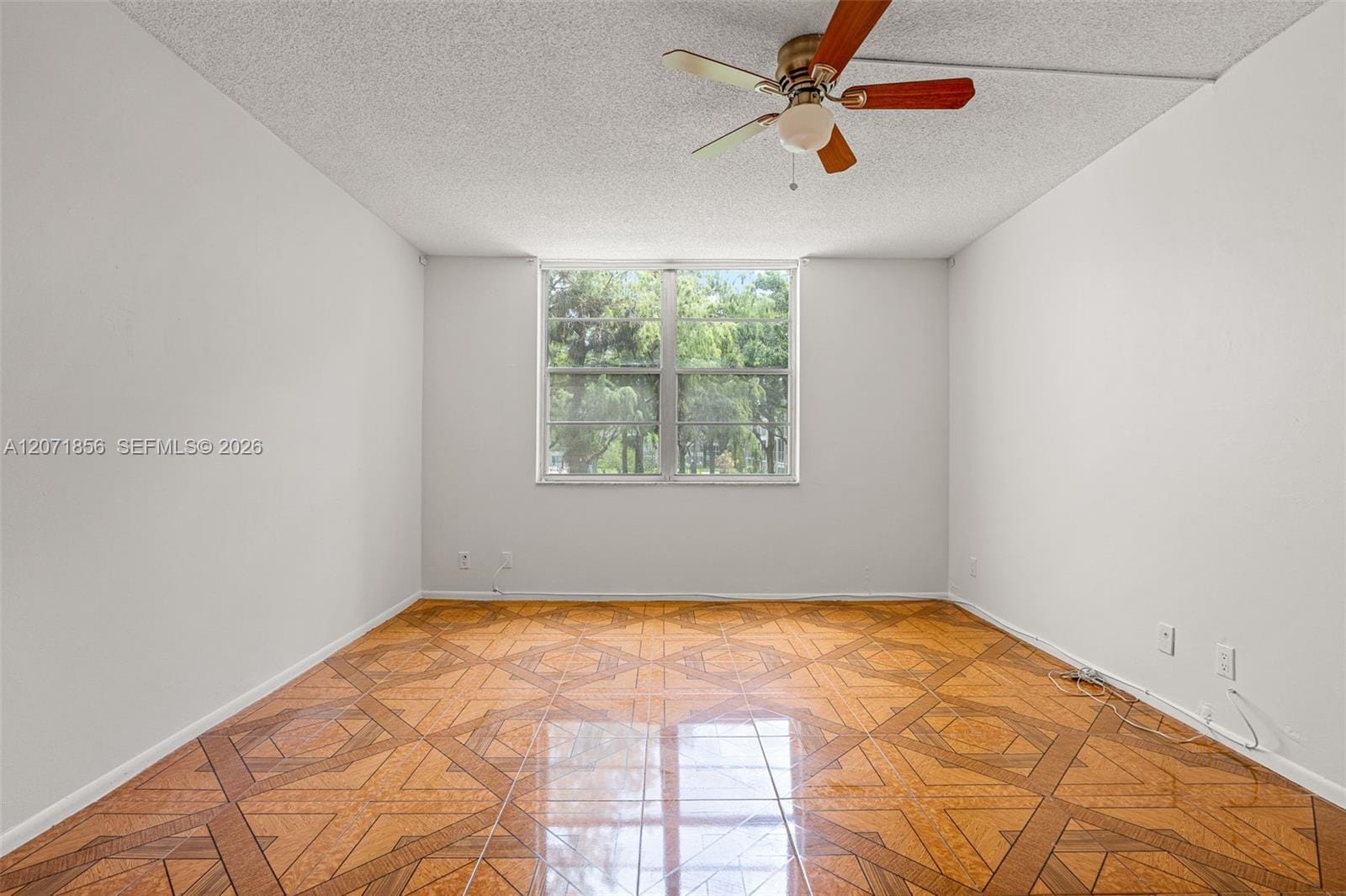 2900 NW 48th Terrace 213 — photo 11