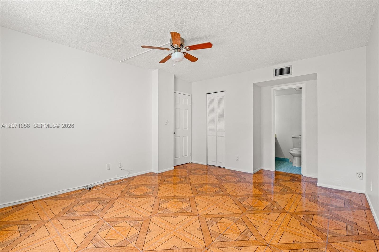 2900 NW 48th Terrace 213 — photo 12