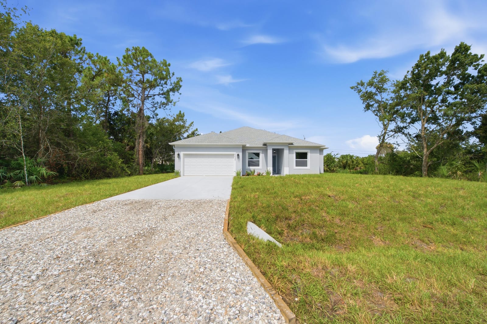 8435 96TH Avenue, Vero Beach, FL 32967