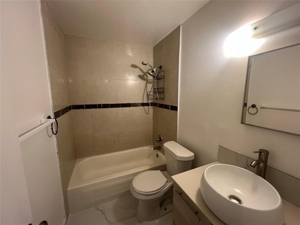 5847 BLUEBERRY Court 85, Lauderhill, FL 33313 photo 24