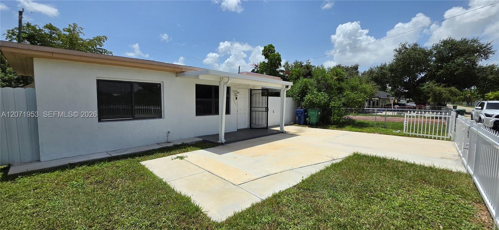 2230 Service Road, Opa-Locka, FL 33054