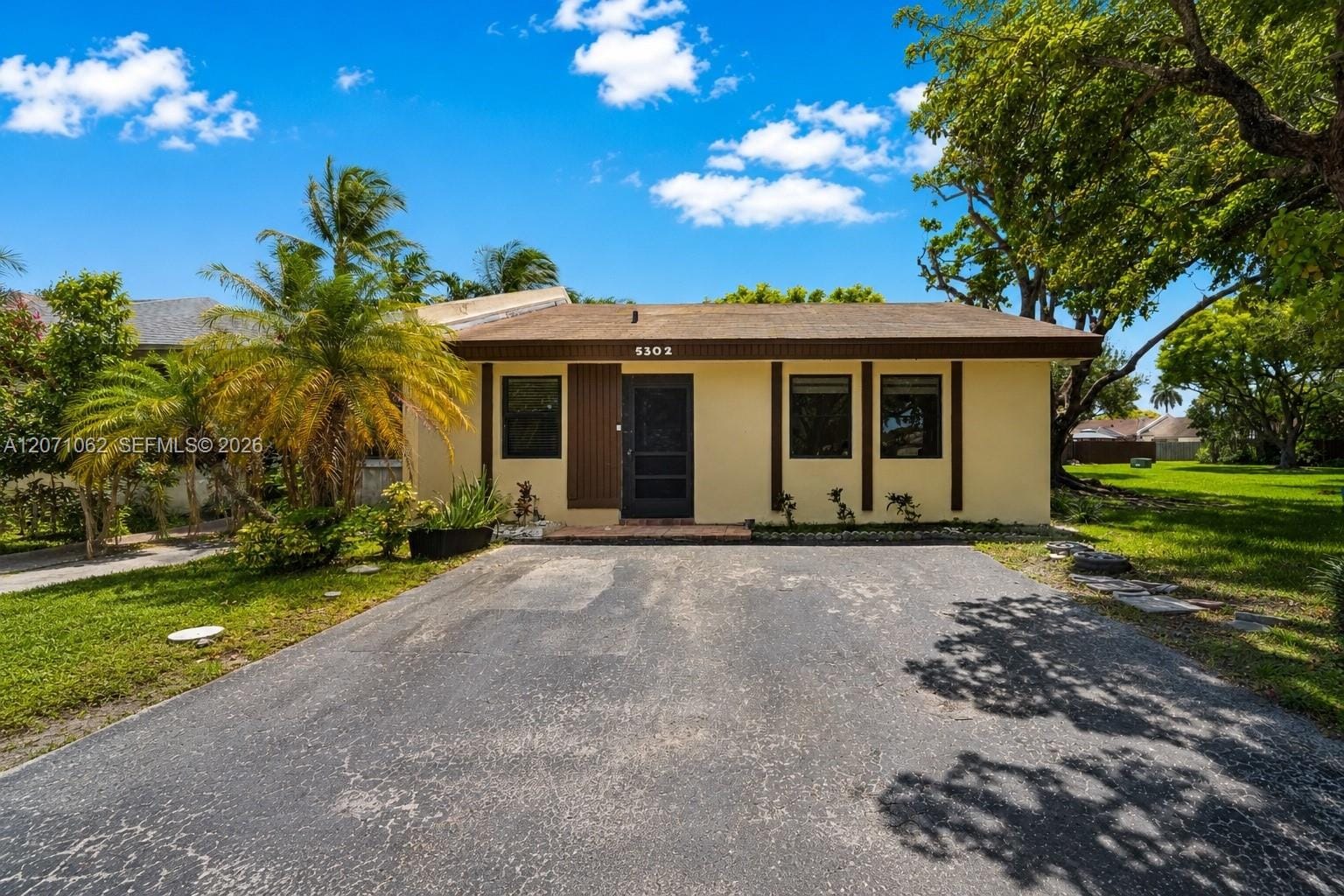 5302 SW 138th Place, Miami, FL 33175 photo 2