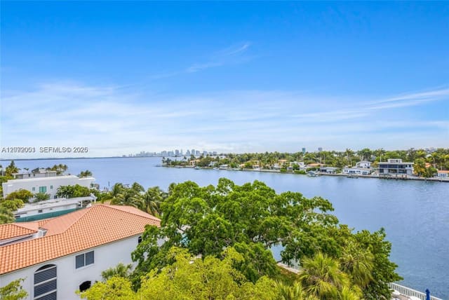 1455 N Treasure Drive 7J, North Bay Village, FL 33141