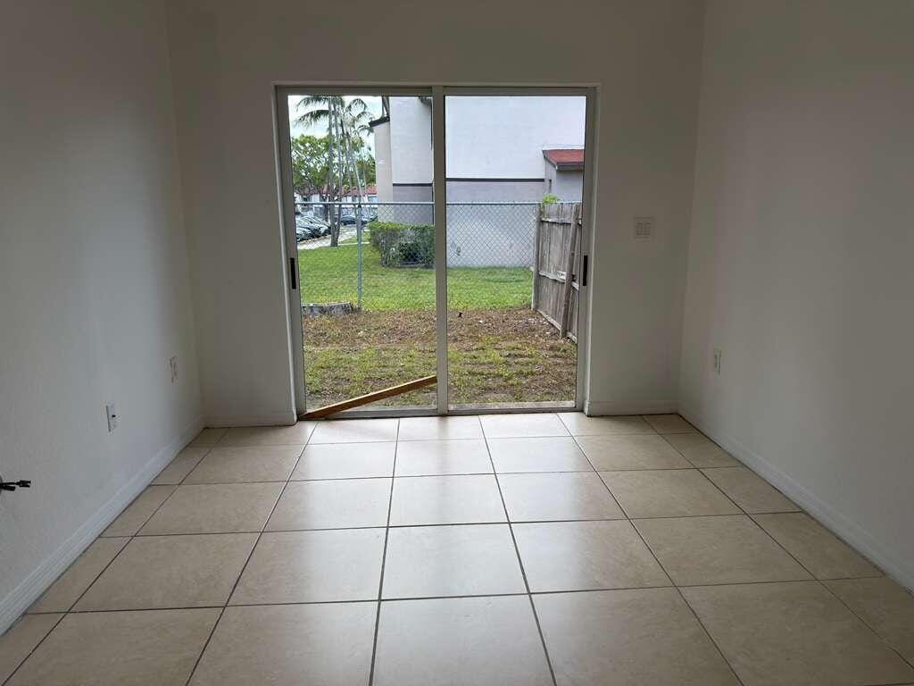 3842 SW 48TH Avenue — photo 5