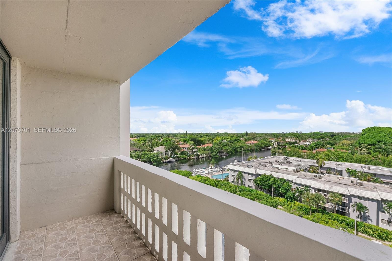 90 Edgewater Drive 917, Coral Gables, FL 33133 photo 6
