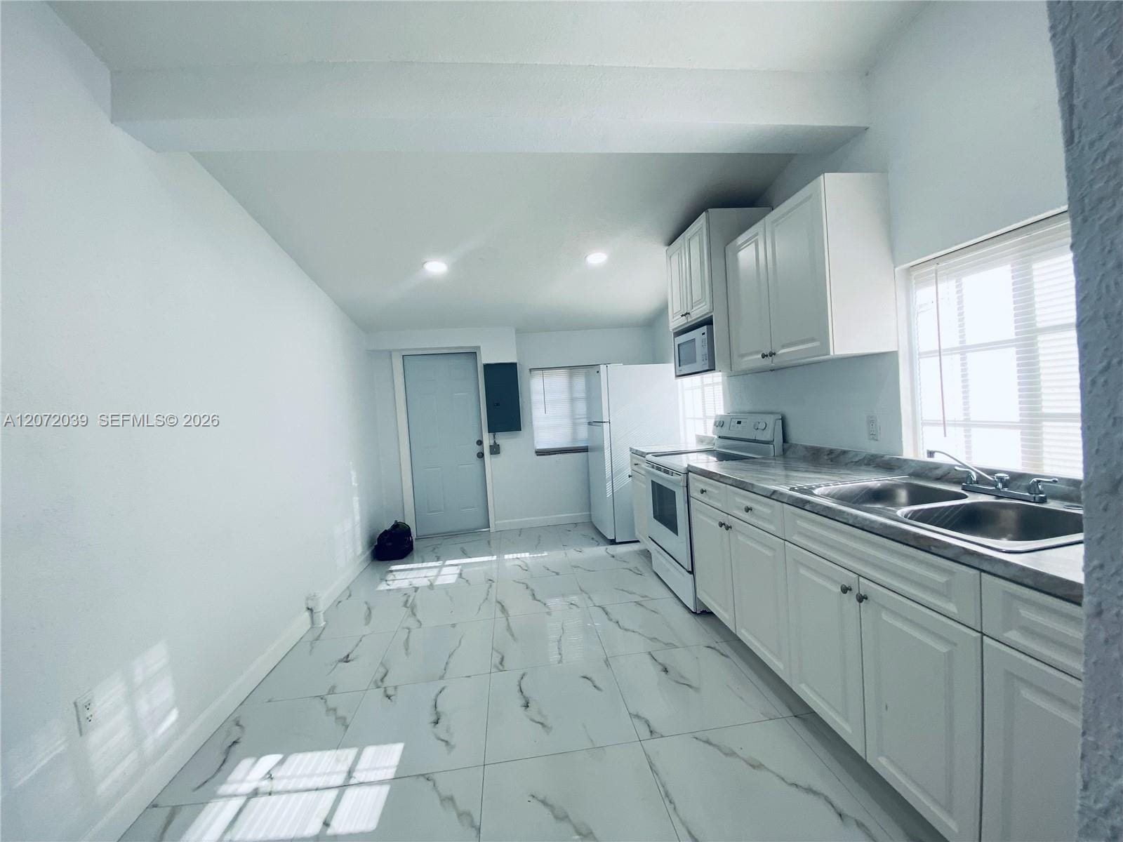 3100 NW 86th Street Back, Miami, FL 33147