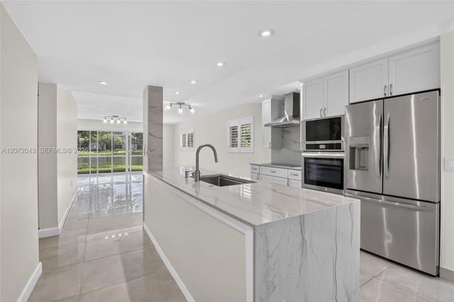 13800 SW 14th Street 114C, Pembroke Pines, FL 33027