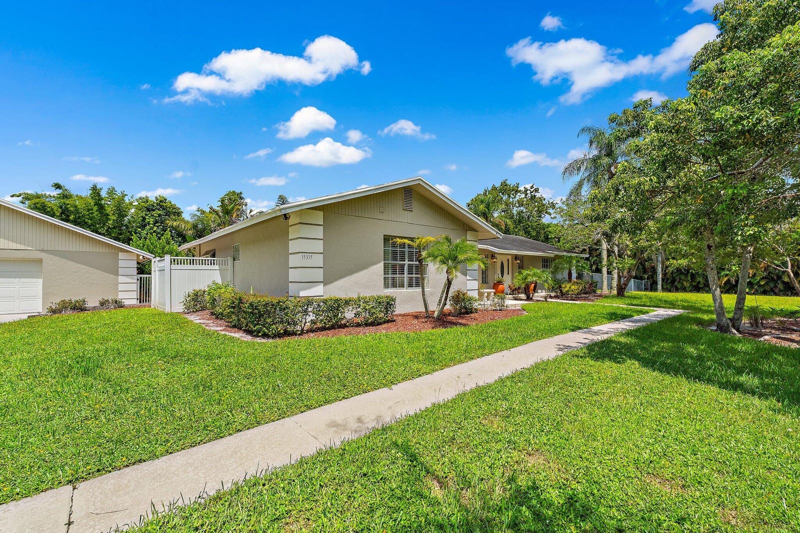 15315 78TH Drive N, Palm Beach Gardens, FL 33418 photo 8