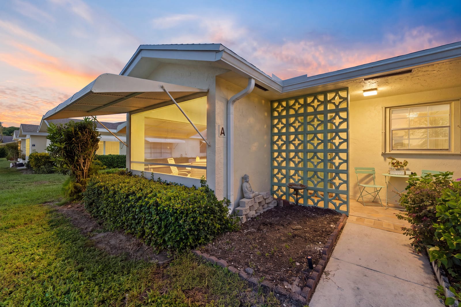 5042 LAKEFRONT Boulevard A, Delray Beach, FL 33484