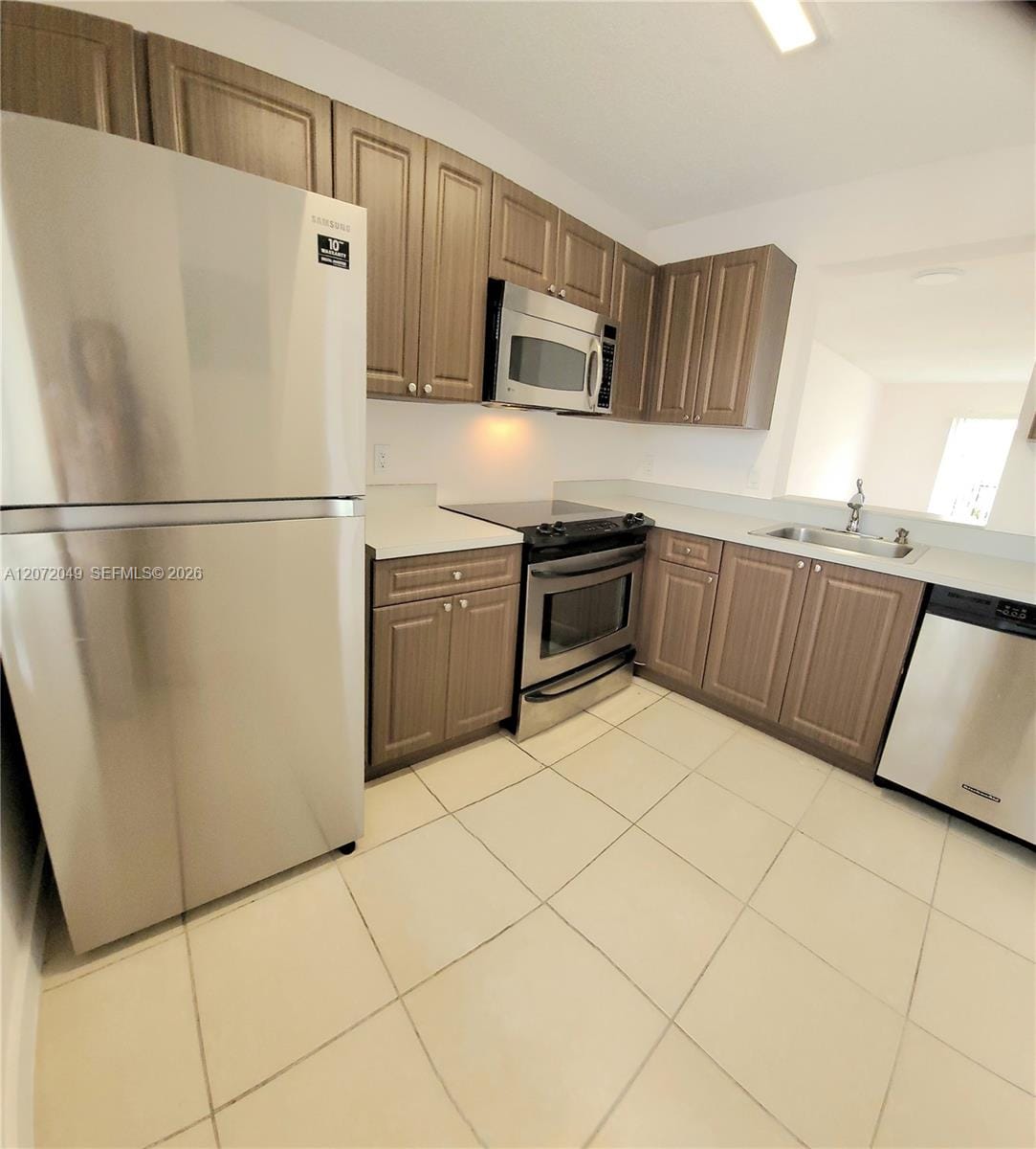 8620 N Sherman Circle 306 — photo 5
