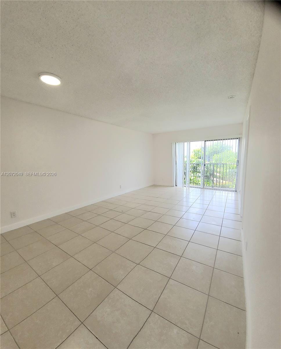 8620 N Sherman Circle 306 — photo 7
