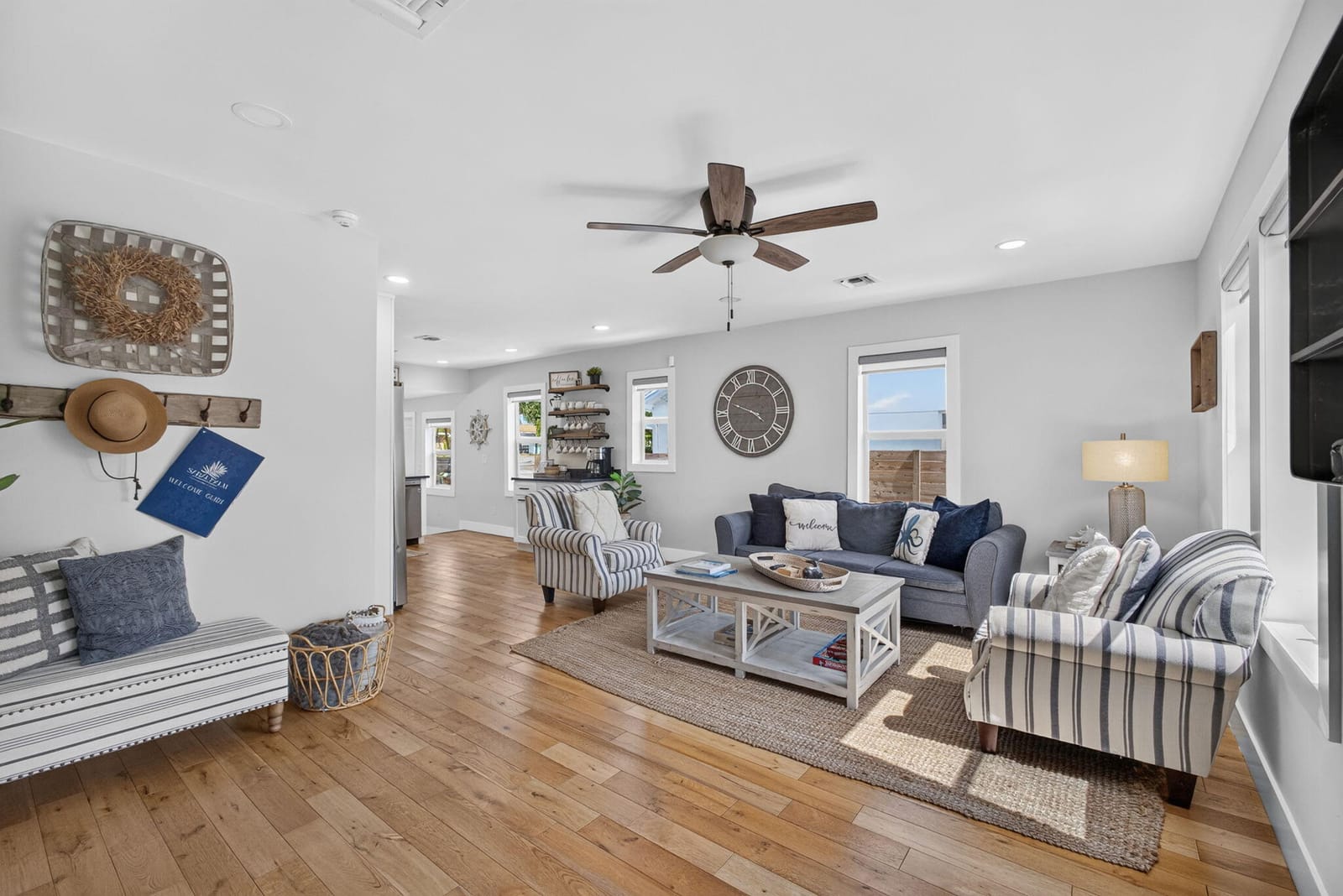 1305 N Palmway — photo 4