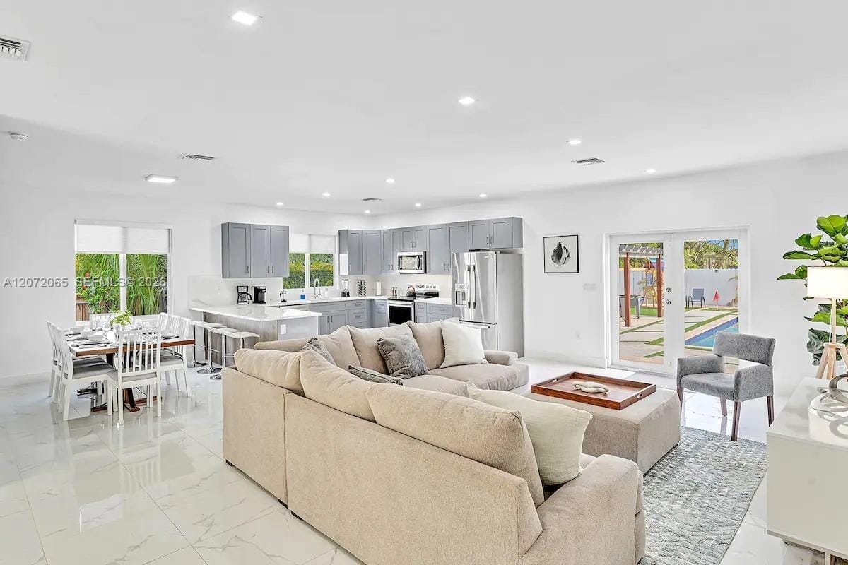 10245 SW 212th Street — photo 5