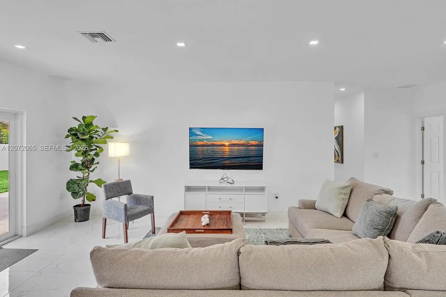 10245 SW 212th Street — photo 8