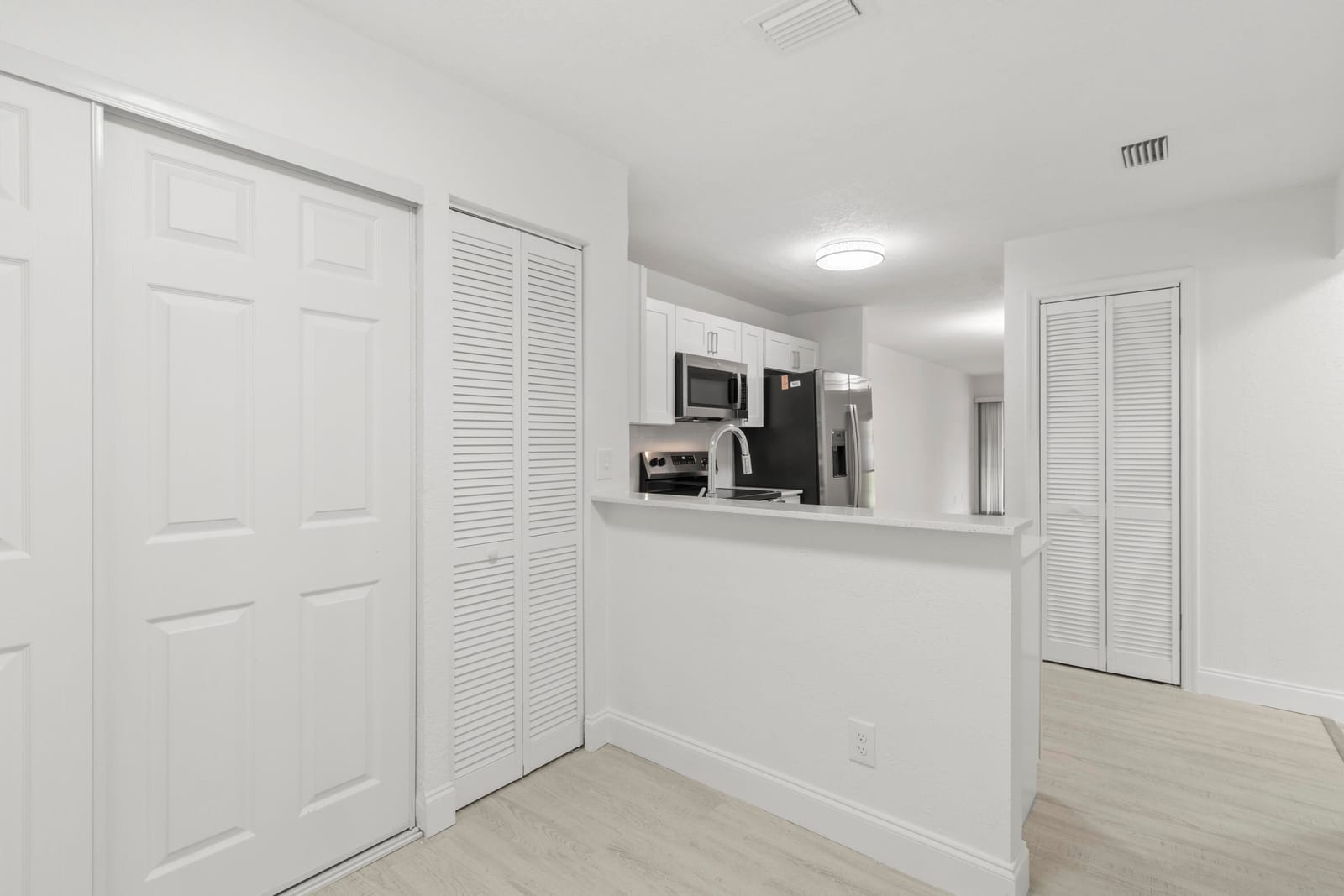 500 Crosswinds Drive F1, Greenacres, FL 33413 photo 6