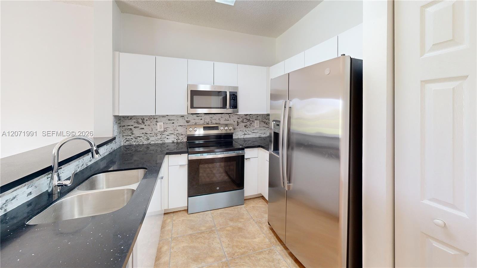 2328 SE 23rd Avenue 2328, Homestead, FL 33035