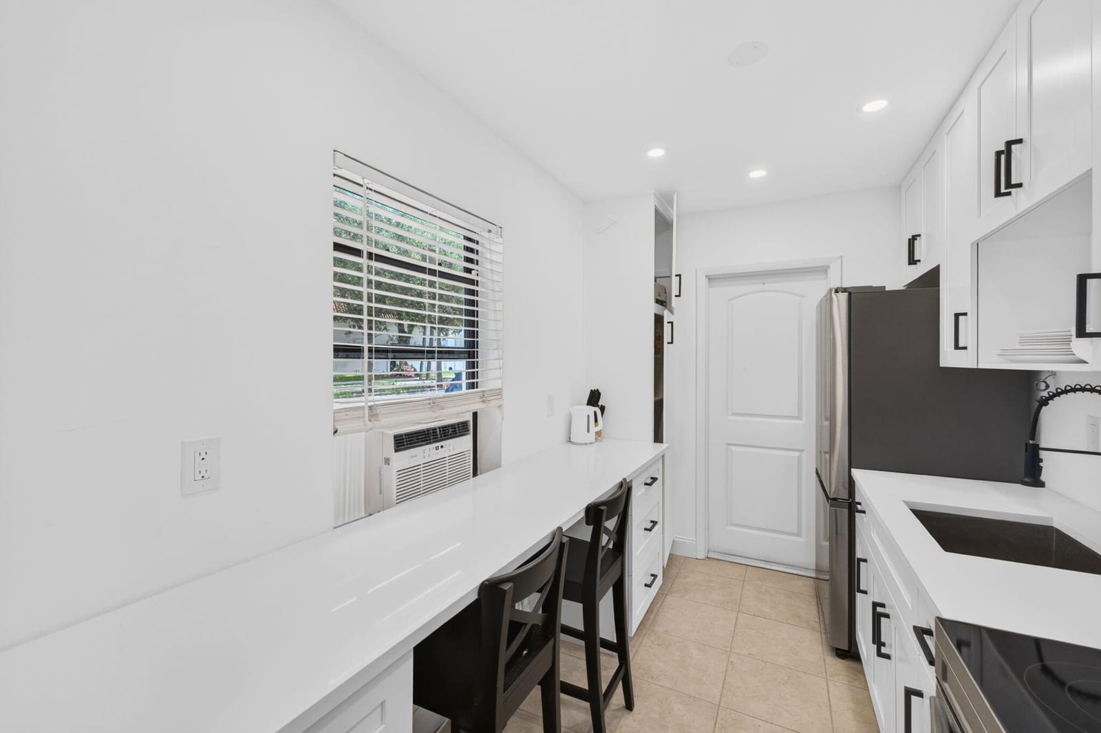 2101 SE 4TH Avenue — photo 6