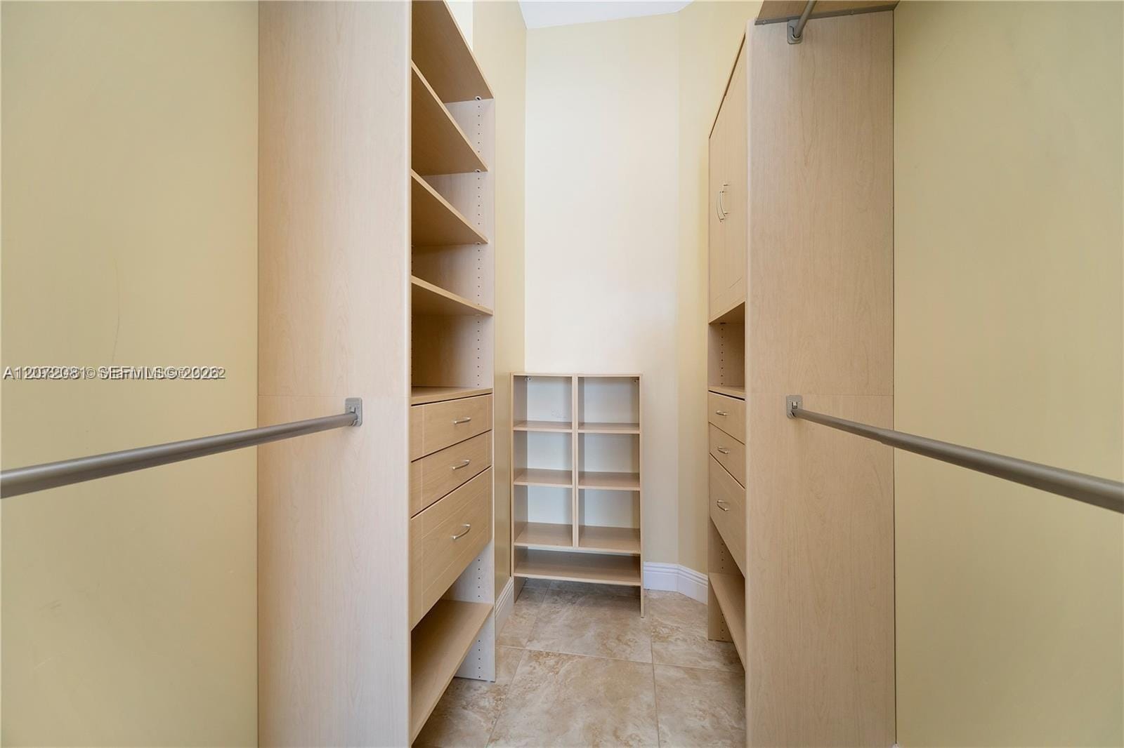 19900 E Country Club Drive TS18, Aventura, FL 33180 photo 6