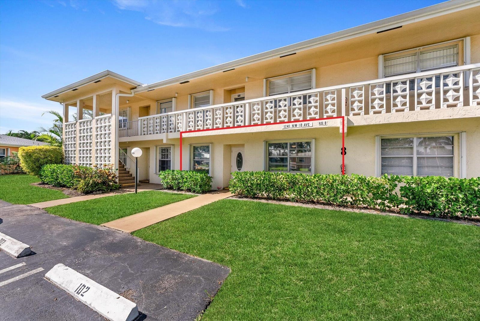 1241 NW 18TH Avenue 102, Delray Beach, FL 33445 photo 4