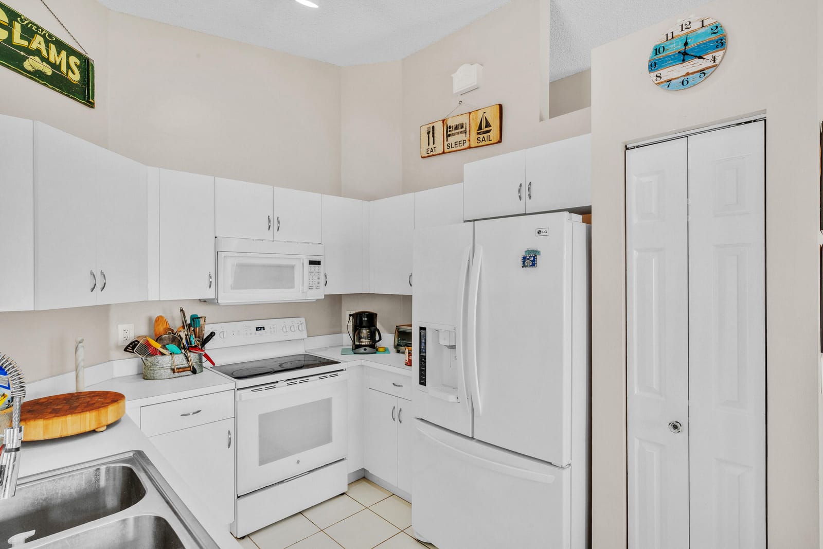 4255 NW 1st Drive, Deerfield Beach, FL 33442 photo 3