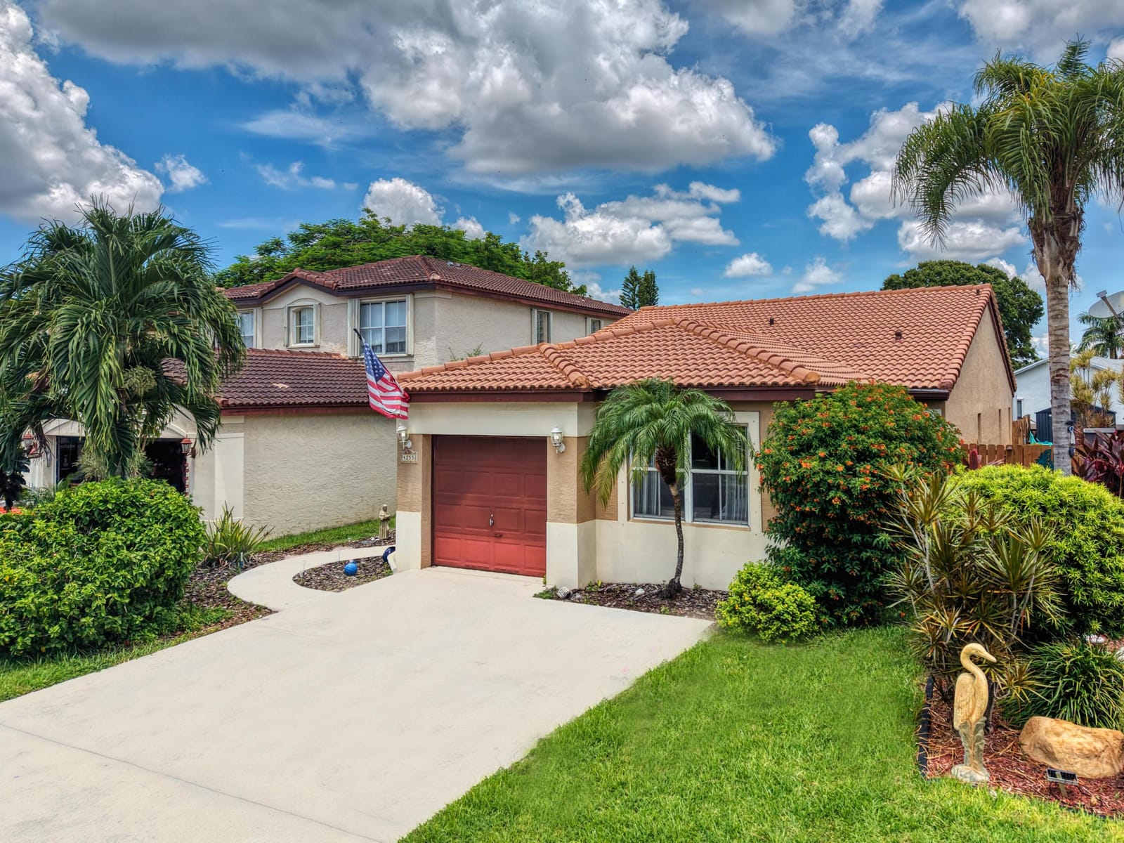 Pending home at 4255 NW 1st Drive, Deerfield Beach, FL 33442